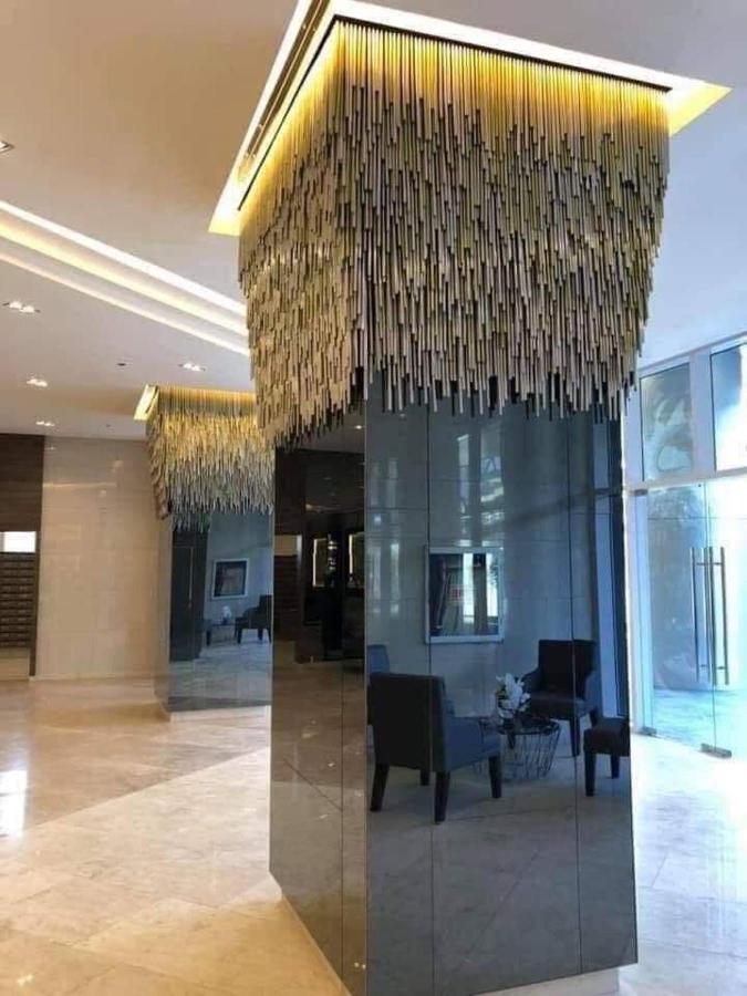 One Bedroom Condo Unit Fame Residences Manila Exterior foto